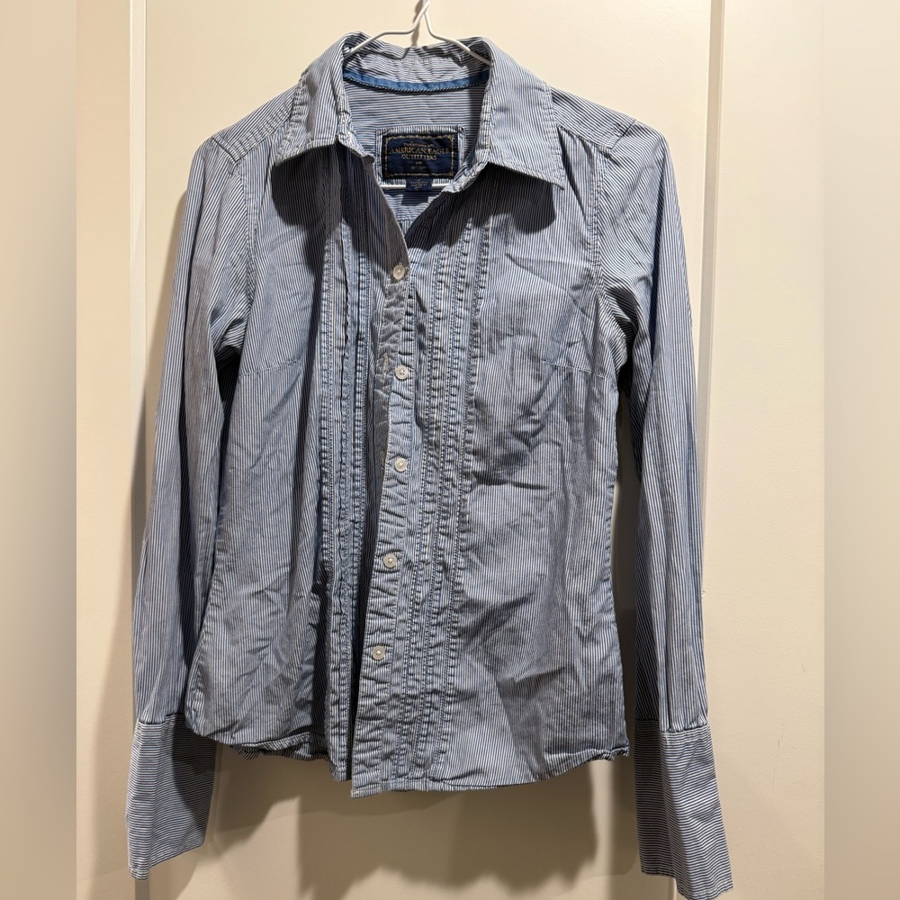 American Eagle striped ruffled button down shirt‎ - blue, white - Size Small